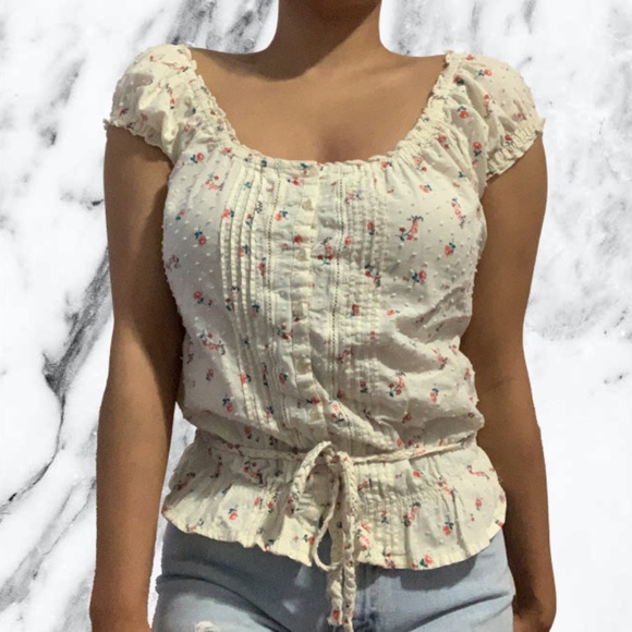 Guess Off-White & Red Floral Top